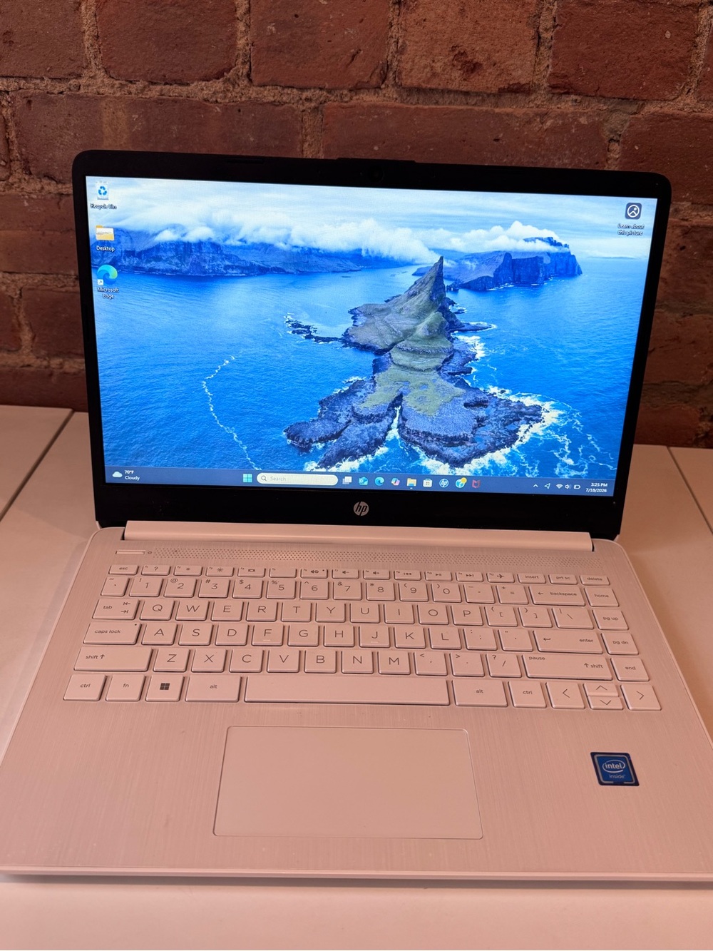 HP 14" Laptop & Charger